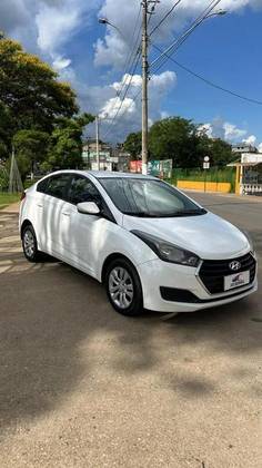 HYUNDAI HB20S 1.0 5 ANOS 12V FLEX 4P MANUAL HYUNDAI HB20S 1.0 5 ANOS 12V FLEX 4P MANUAL